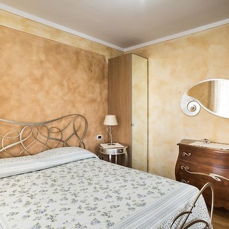 B&B La Petite Maison プエニャーゴ 部屋 写真